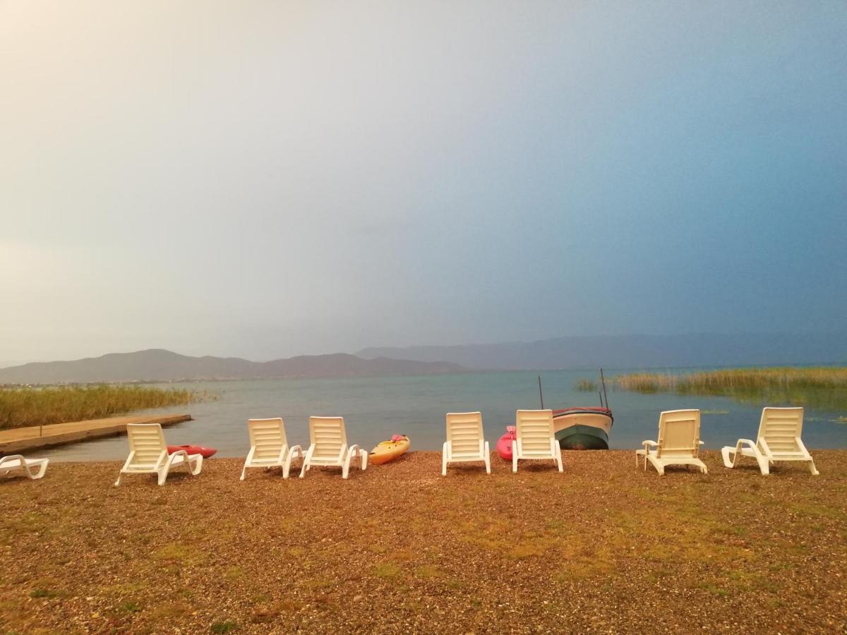Sunrise Hotel & Camping สตรูกา ภายนอก รูปภาพ