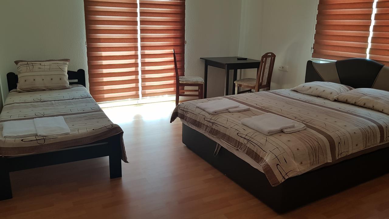Sunrise Hotel & Camping สตรูกา ภายนอก รูปภาพ